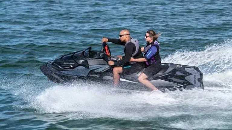 lake ontario waverunner